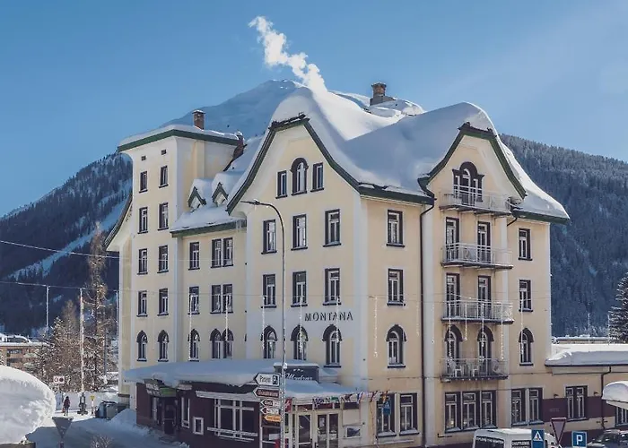 Hotel Montana By Mountain 3*